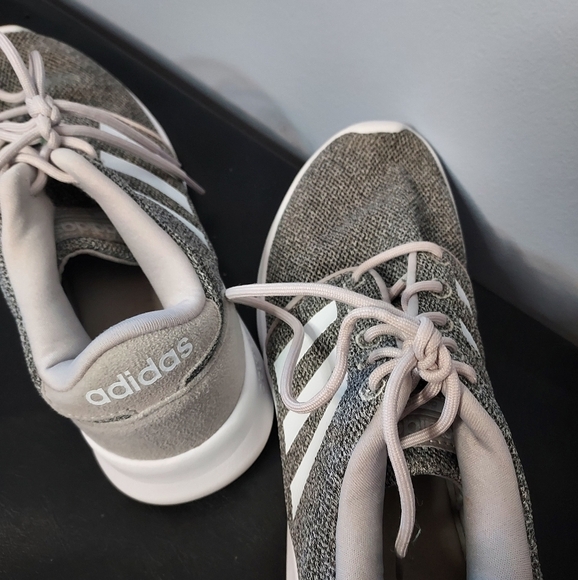 Women's Adidas Running Shoes in Grey/White Size 7 Women's - Picture 6 of 7